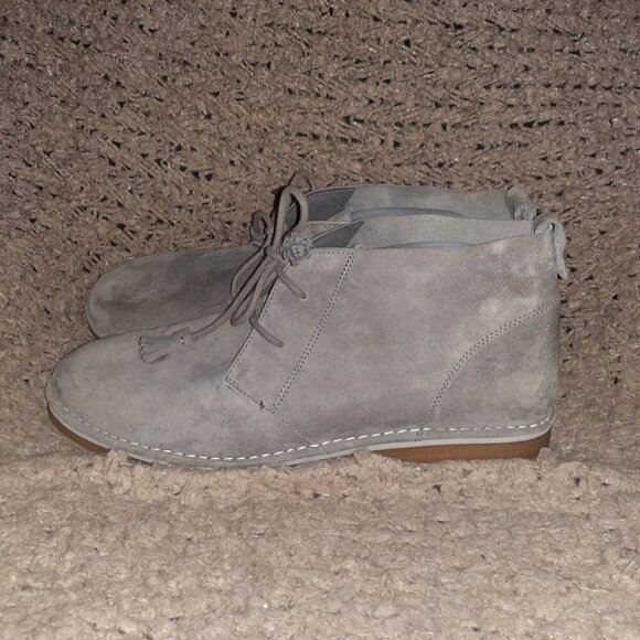 HUSH PUPPIES-Cyra Catelyn Desert Boots-Light Gray Suede-Sz 13-Near Mint - Picture 2 of 6
